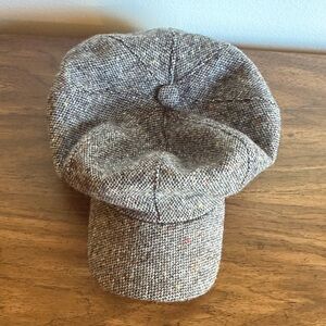 100% pure new wool tweed flat cap crafted in Ireland by John Hanly & Co.